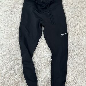 Nike dry fit capri leggings